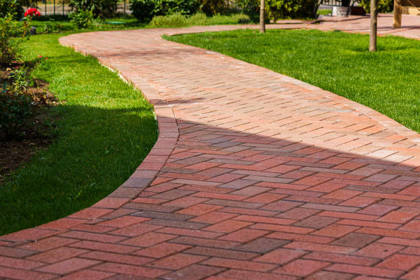 Best Decorative Driveway Pavers  in Weyauwega, WI